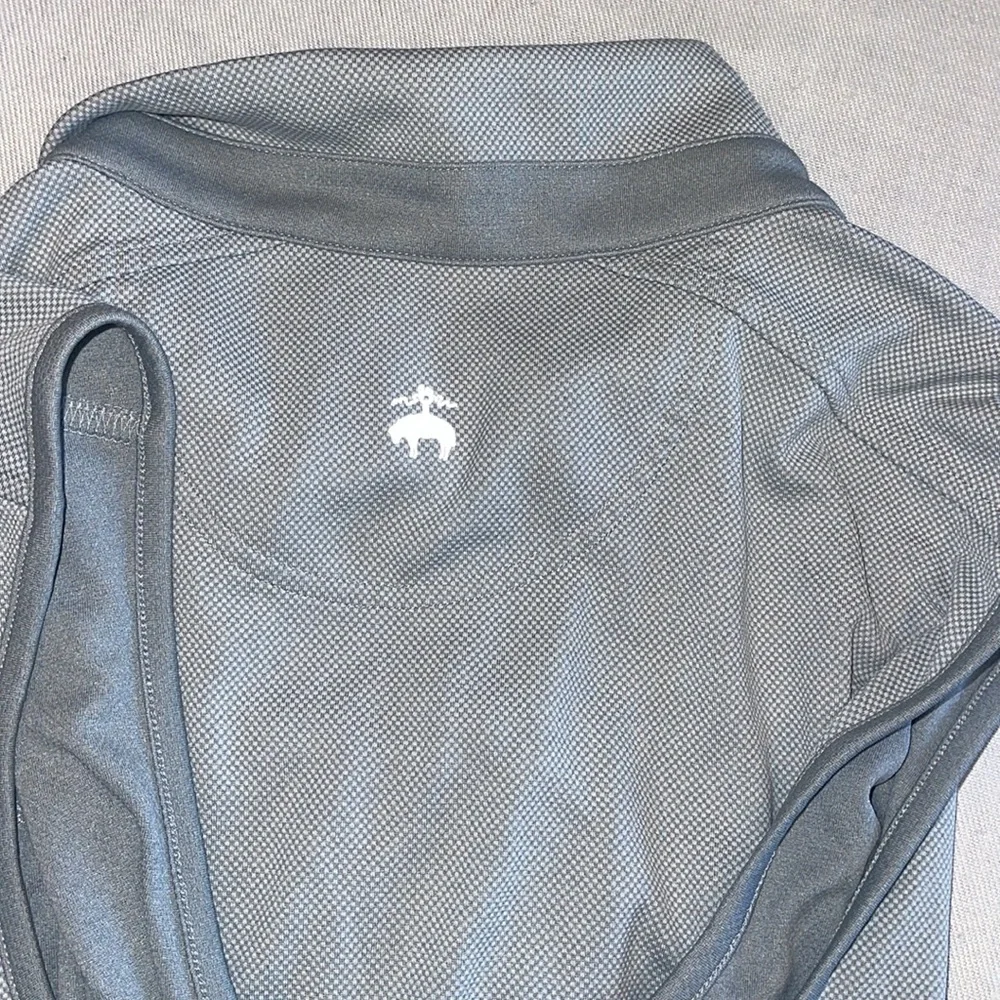 26113 Brooks Brothers performance series vest gray SZ XL LITE and comfortable - Picture 9 of 10